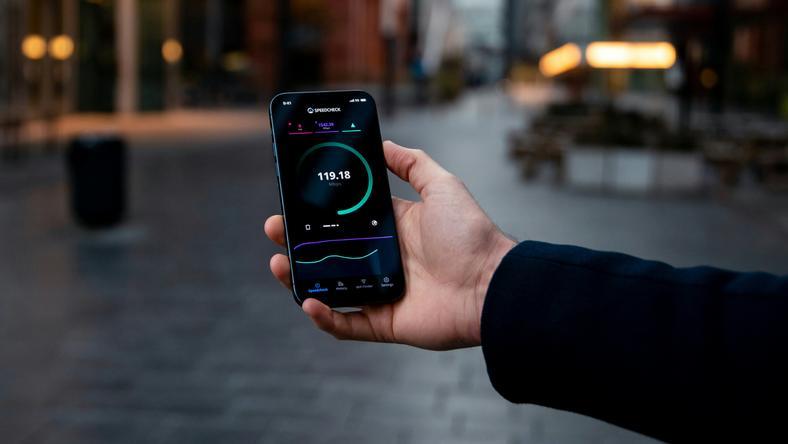 没了它通信行业就完了?其实这个频段真没这么重要